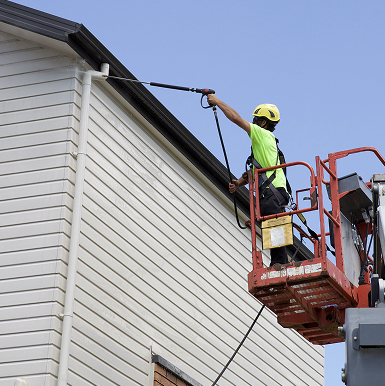 Gutter cleaning service - professional maintenance